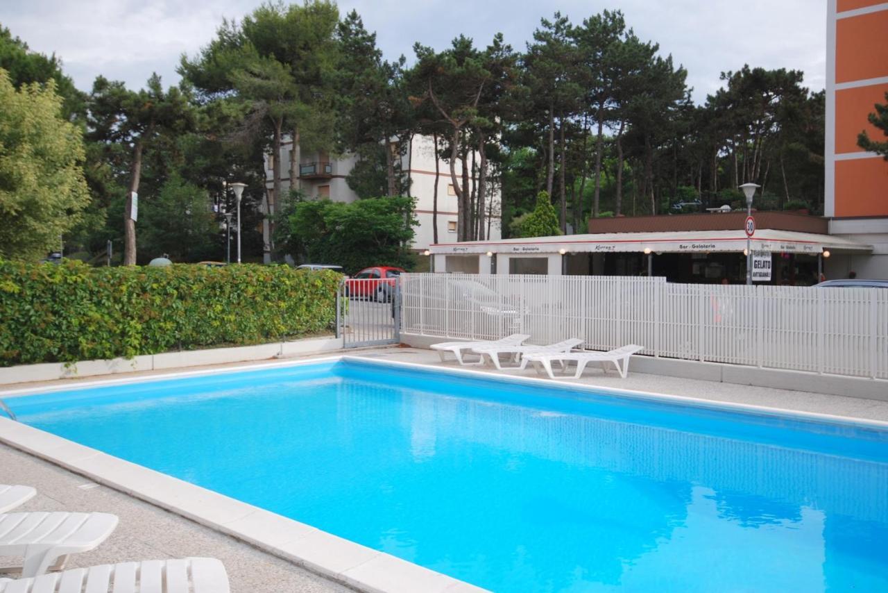 Residenza Alisei Διαμέρισμα Λινιάνο Σαμπιαντόρο Εξωτερικό φωτογραφία